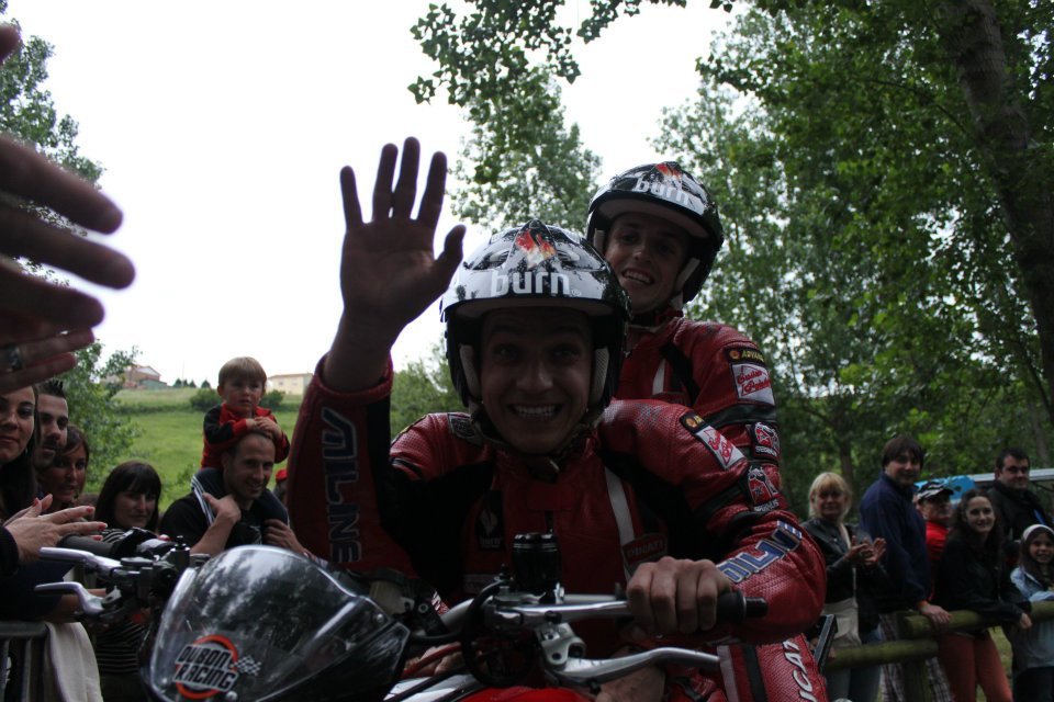Concentración de motos en suances
