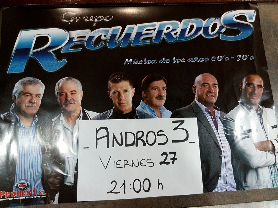 Concierto del Grupo Recuerdos en Andros 3 en Rinconeda