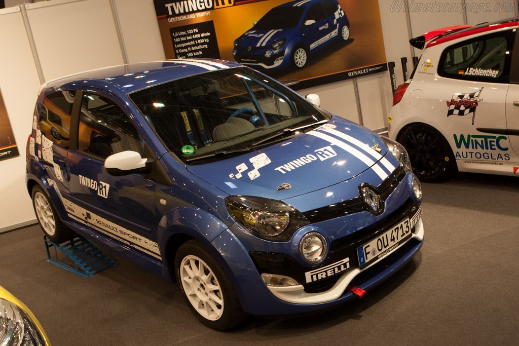 Fiesta Presentación Equipo Select Rally Cars en el bar Gas de Saron