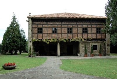 Taller: «El Museo que nos une. Donde vive nuestra historia»