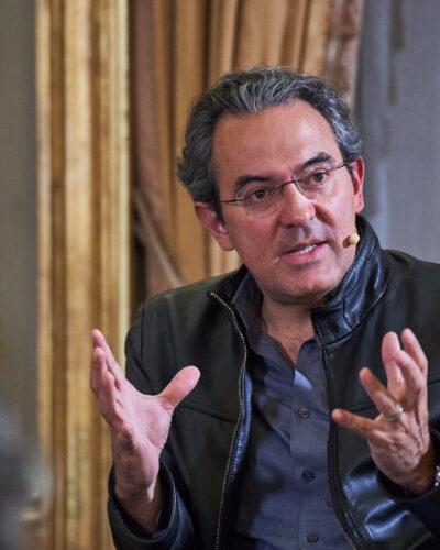 Felisa 26: Juan Gabriel Vásquez y programa infantil en Santander