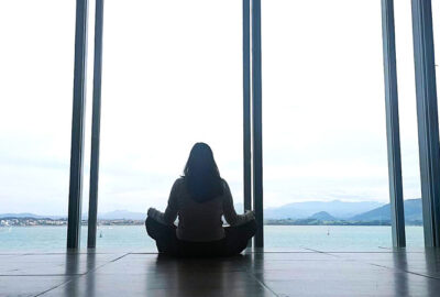 Yoga, arte y mar en el Centro Botín