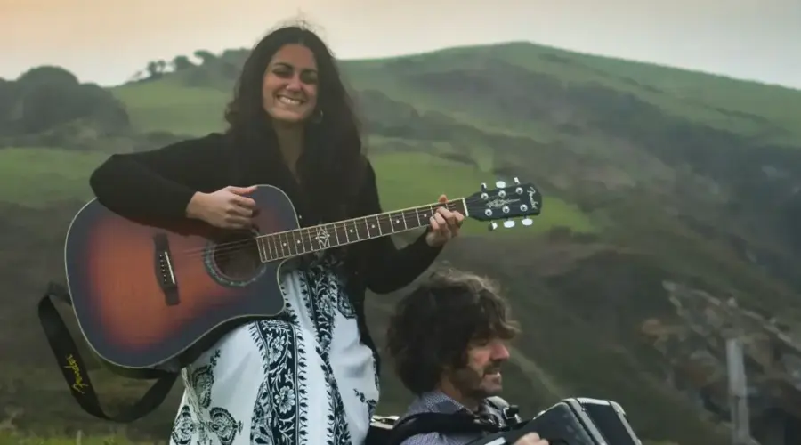 Concierto de Ramón Bueno y María Méndez en El Rayo Verde
