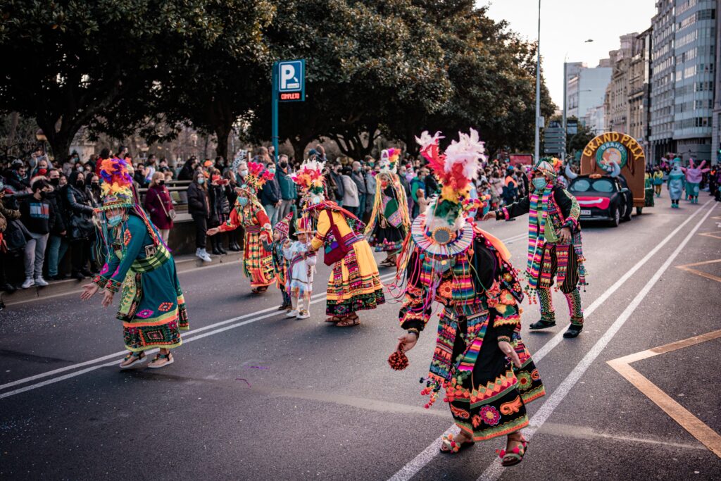 No todos los carnavales se viven igual: cómo elegir un disfraz adaptado a cada fiesta de Cantabria