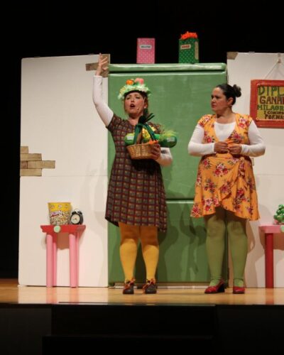 «Esto es un poema»: títeres y clown en Sala Pereda