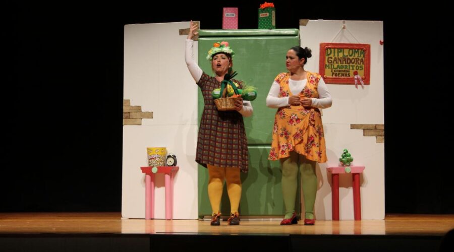 «Esto es un poema»: títeres y clown en Sala Pereda